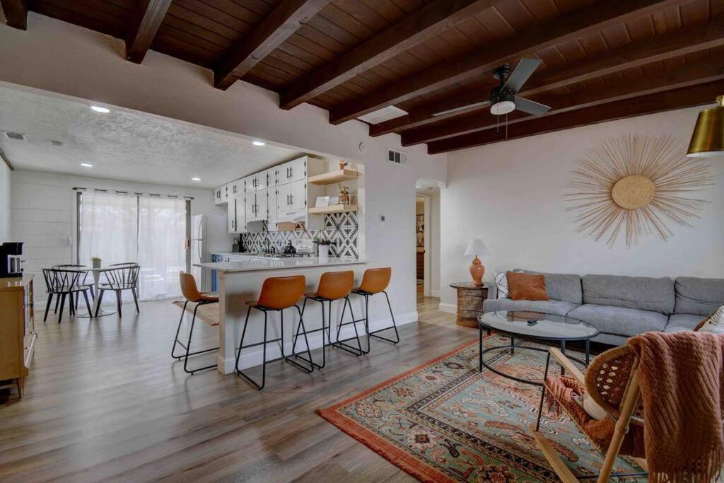 Casa Charleston-3Br-2Bath-Hot Tub-Pet Friendly-No Pet Fees! Villa Albuquerque Exterior photo