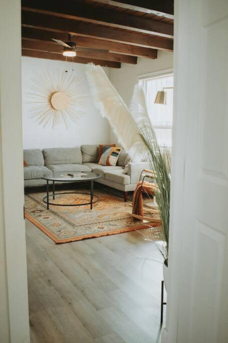 Casa Charleston-3Br-2Bath-Hot Tub-Pet Friendly-No Pet Fees! Villa Albuquerque Exterior photo